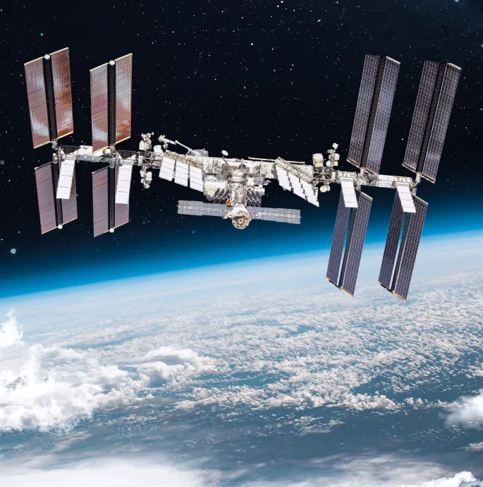 Photo de la Station spatiale internationale, en orbite autour de la Terre.
