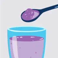 Illustration d’une cuillère remplie de poudre violette qui verse son contenu dans un verre rempli de liquide de la même couleur.